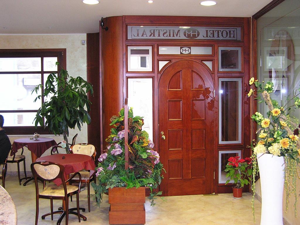Hotel Mistral Portoscuso Exterior photo